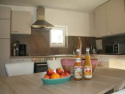 Elegant Mansion in Bastorf near Sea