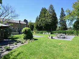 Lavish Holiday Home in Chassepierre With Terrace
