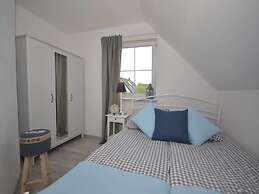 A Luxury Villa in a Seaside Village.living Room, 2 Bedrooms, 2 Bathroo