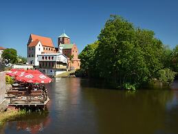 A Luxury Villa in a Seaside Village.living Room, 2 Bedrooms, 2 Bathroo