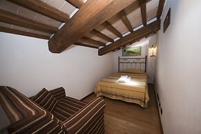 Mansion in Montefiascone Near Rocca dei Papi