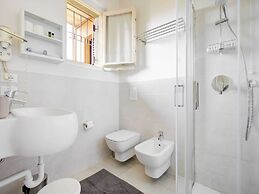 Cozy Apartment in Sirmione near Lake Garda