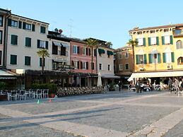 Cozy Apartment in Sirmione near Lake Garda