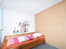 Ferienwohnung Rerik mit Eingezaeuntem Garten