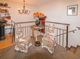 Modern Apartment in Roses With Swimming Pool