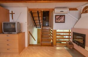 Vineyard Cottage Hocevar