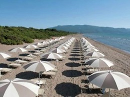 Close to the Sea, Air-conditioned