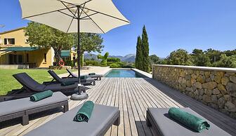 Belvilla by OYO Alzina