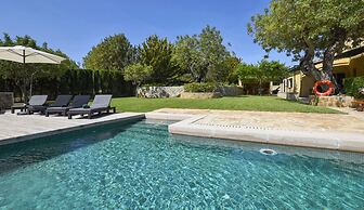 Belvilla by OYO Alzina