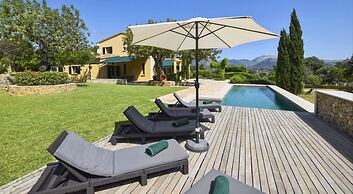 Belvilla by OYO Alzina