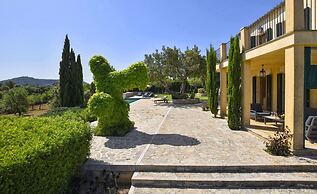 Belvilla by OYO Alzina