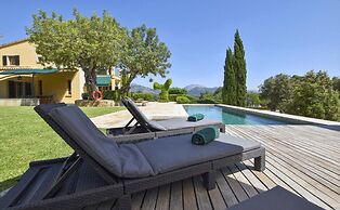 Belvilla by OYO Alzina