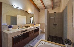 Belvilla by OYO Alzina