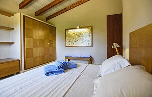 Belvilla by OYO Alzina