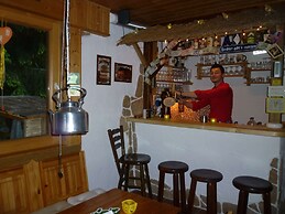 Holiday Home near Swimming Pool