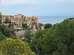 Belvilla by OYO Lunedi