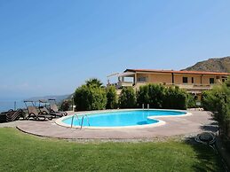 Belvilla by OYO Lunedi