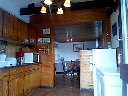 Splendid Chalet in Gouvy With Fenced Garden