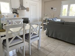 Stylish Villa in Loutra with Private Pool & Garden near Sea Beach