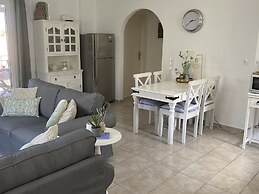 Stylish Villa in Loutra with Private Pool & Garden near Sea Beach