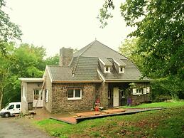 Eco Hilltop Home in Falaen