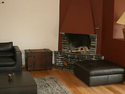 Eco Hilltop Home in Falaen