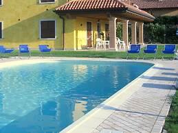 Belvilla by OYO Casa Gialla A Uno