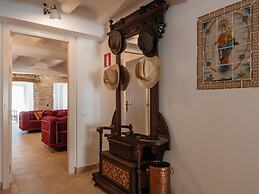 Belvilla by OYO La Vila Argenassola