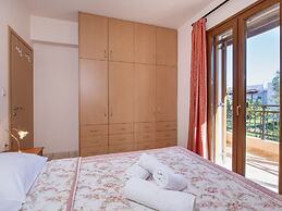 Modern Holiday Home in Sfakaki