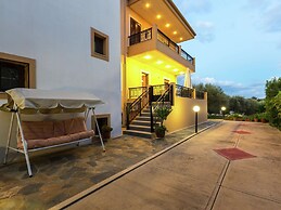 New Small Apartmentcomplex in Village of Prinès near Rethymnon