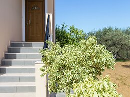 New Small Apartmentcomplex in Village of Prinès near Rethymnon