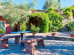 Nice Farmhouse in Montecatini Terme with Sauna & Hot Tub
