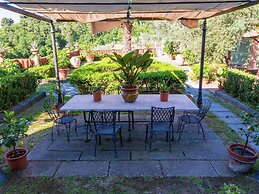 Nice Farmhouse in Montecatini Terme with Sauna & Hot Tub