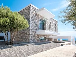 Sea View Villa in Kalythies with Private Pool near 3 Beaches