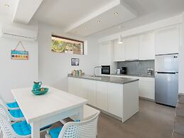 Sea View Villa in Kalythies with Private Pool near 3 Beaches