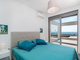 Sea View Villa in Kalythies with Private Pool near 3 Beaches