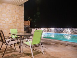 Luxurious Villa in Bali Crete With Private Pool