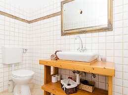 Authentic Villa With Private Pool,hot Tub,covered Terraces,panoramic V