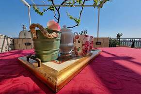 Authentic Villa With Private Pool,hot Tub,covered Terraces,panoramic V