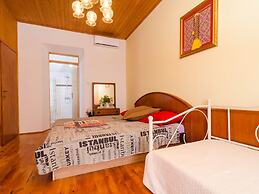 Authentic Villa With Private Pool,hot Tub,covered Terraces,panoramic V