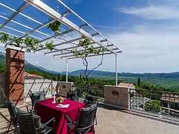 Authentic Villa With Private Pool,hot Tub,covered Terraces,panoramic V