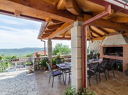 Authentic Villa With Private Pool,hot Tub,covered Terraces,panoramic V