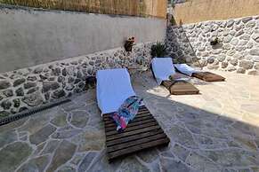 Authentic Villa With Private Pool,hot Tub,covered Terraces,panoramic V