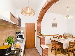 Authentic Villa With Private Pool,hot Tub,covered Terraces,panoramic V