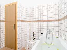 Authentic Villa With Private Pool,hot Tub,covered Terraces,panoramic V