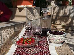 Authentic Villa With Private Pool,hot Tub,covered Terraces,panoramic V