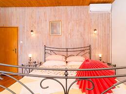 Authentic Villa With Private Pool,hot Tub,covered Terraces,panoramic V