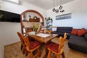 Authentic Villa With Private Pool,hot Tub,covered Terraces,panoramic V