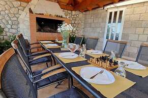 Authentic Villa With Private Pool,hot Tub,covered Terraces,panoramic V