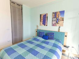 Apartment With Terrace for 4 People